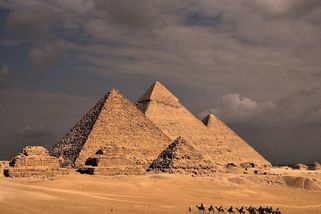 Na letišti v Egyptě mě oslovil neznámý muž. To, co následovalo, bych nepřála nikomu