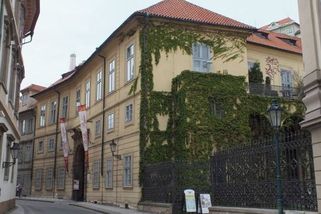 Praha dostala statisícovou pokutu kvůli veřejným zakázkám - Novinky