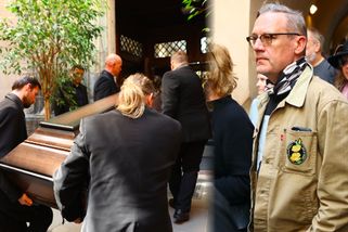 Faux pas na pohřbu Jana Potměšila: David Matásek dorazil v civilu, s oblekem si nelámal hlavu