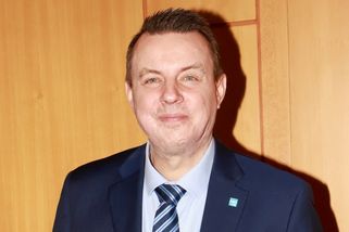 Erotická kauza Jindřicha Rajchla bez tečky: Poslanec vyhrožoval youtuberovi zničením. Nyní je všechno jinak a podle Čechů jde o jasný důkaz