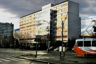 Greenpeace vyvěsili transparent na budovu ministerstva životního prostředí - Ekolist.cz
