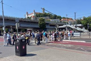Maximální rychlost chůze na Slovensku? Expert: Bizár je součástí tamní politiky