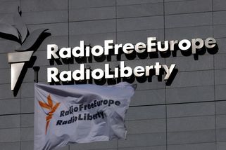 Rádio Svobodná Evropa se zatím domohlo peněz na dva týdny provozu - Novinky