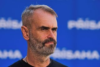 Babiš slíbil bič na ruské diplomaty. Ani po čtvrt roce Macinka návrh nepřinesl - Novinky