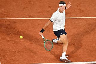 Už je dál než Lendl. Tenisový objev Menšík kráčí za sportovní nesmrtelností - Seznam Zprávy