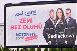 Jako ‚jediná pravice‘ musí ve vládě ustupovat. I proto Motoristé přiostřili a cílí na jiné voliče