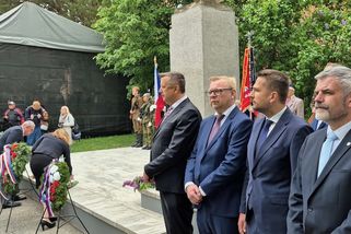 Přerov vzpomínal na zdejší krvavě potlačené povstání a osvobození Rudou armádou - Novinky