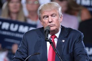 Trump bagatelizuje sílu Ukrajiny, jeho vlastní lid...