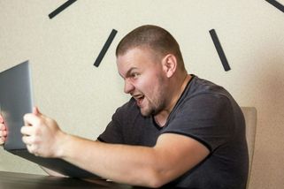 Diskuze plná urážek a zloby kvůli textu o sovětském dobytí Československa - Médium.cz