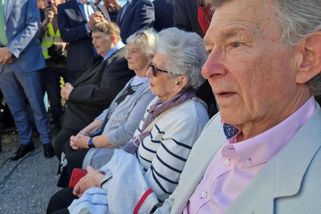 Na 140 novinářů, tisíce lidí. O festival Meeting Brno, který hostil sudetské Němce, byl enormní zájem - Novinky