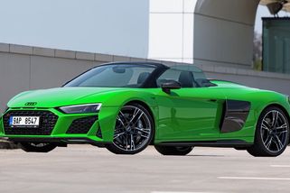 V Česku je k mání úžasné sportovní Audi s V10, které už nelze zadat do výroby. A oproti ceníkovce ušetříte raketu - Garáž.cz