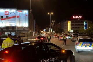 Policie při obřím nočním zátahu v Praze zastavila 1400 aut - Novinky
