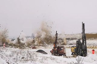 Odstřel skály pod D35 u Litomyšle - Novinky
