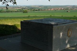 Vrch Žuráň u Brna: 500 metrů čtverečních Francie na moravské půdě - Médium.cz