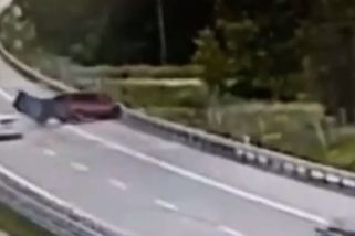 ŘSD zveřejnilo záběry auta, které narazilo na D1 do dodávky. Dva lidé v ní zemřeli - Novinky