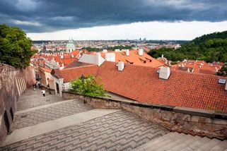 Česko čeká po víkendu studená sprcha. Pondělí přinese největší teplotní zlom za poslední týdny