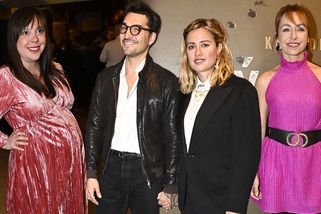 Rozzářená Dyková, Smetana sešněrovaná až ke krku a Uzlinka s bříškem: Kdo další se objevil na premiéře Hřebejkova filmu? - Super.cz