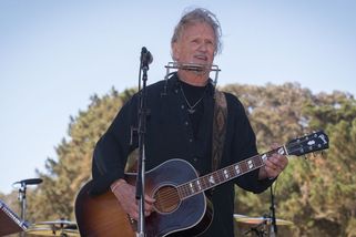 V 88 letech zemřela legenda americké country Kris Kristofferson - Seznam Zprávy