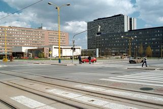 Po skandálu s vlečením pacienta dostal zdravotní bratr na Slovensku výpověď, odmítl ji přijmout - Novinky