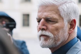Přímá volba prezidenta byla podle Valeše chyba. Nastínil, kdo by Pavla mohl porazit