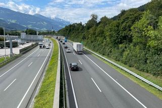 "Emocionálně bolestivá dražba." V Rakousku se prodávají první auta zabavená kvůli překročení rychlosti - Zdopravy.cz