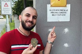 Mike Pán rozsekal dezinformátory: Místo cesty do krimu měl sympatie soudkyně