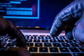 Česká internetová špiclovací vyhláška je světový unikát, varuje šéf operátorů - Seznam Zprávy