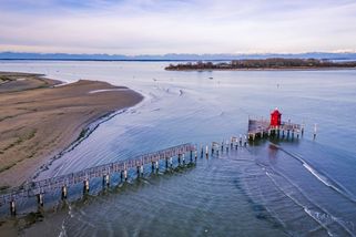 Na pláži v italském letovisku Lignano Sabbiadoro zemřel český turista - Novinky