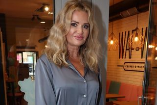 Monika Babišová se v luxusní koupelně šňořila pro Andreje: Pod průsvitnými šatičkami ukázala podprsenku