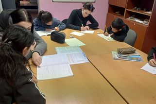 Z ostravského ghetta udělal spolek fungující osadu. Teď ho radnice vyhazuje - Novinky
