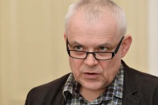 Důchod Vladimíra Špidly vám vyrazí dech: Bývalý premiér dnes pobírá pro většinu nepředstavitelnou částku. Nyní se ukázalo, jak to dokázal