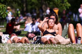 Po týdnu veder se teploty vrátí k letnímu průměru - Novinky