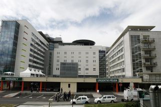 Nestáhnete výpovědi, nebudou peníze. Dohoda s lékaři v Motole narazila - Novinky
