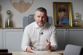 Pellegrini před prezidentskými volbami straší válkou - Novinky