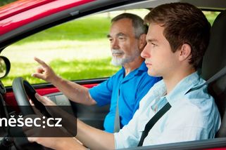 Řidičáky od 17 let: Co musíte udělat, když chcete být mentorem mladistvého řidiče - Měšec.cz