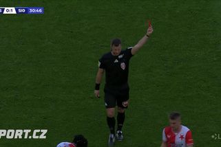 Hraniční vyloučení na Slavii. Rozhodčí situaci mohl řešit i jinak, připustila komise - Sport.cz
