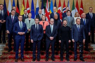 Přeměňme Ukrajinu v ocelového dikobraza. V Londýně skončil summit evropských lídrů - Novinky