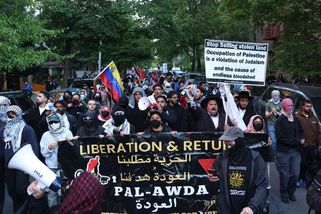Propalestinští aktivisté protestovali v židovské části Brooklynu. Došlo na šarvátky - Novinky