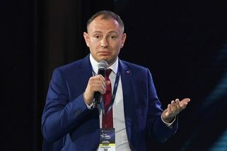 Europoslanec Knotek pořádal akci se sektou spojovanou s proruskou scénou, píše Politico - Novinky