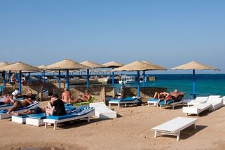 Švábi a matrace od moči, zoufá si Češka v Egyptě. Lepší hotel jen za příplatek, říká cestovka