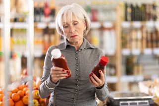 Vyhlašujeme nejhorší kečup ze supermarketu. Češi ho cpou úplně do všeho, protože neví, co obsahuje