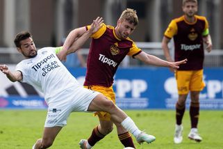 Dukla zůstala v tabulce poslední, Slovácko jí odskočilo - Sport.cz