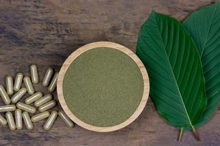 Spor o kratom. Zakázat, či regulovat? - Novinky