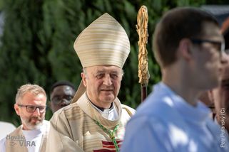 Arcibiskup Graubner se vrací do Olomouce, těší se na odpočinek i setkávání s věřícími