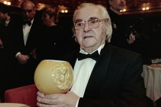 Jiřímu Sovákovi by bylo 100 let. Jak dobře ho znáte? - Proženy.cz