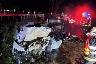 Policie obvinila mladíka, který na Olomoucku způsobil tragickou nehodu - Novinky
