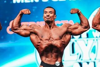 Svalovec chtěl porazit bojovníka UFC. Hora svalů se za minutu třikrát vzdala