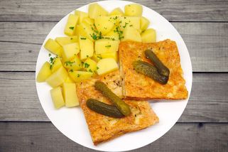 Lahodné pečené rybí filé s vejci a sýrem: Tento recept chutná všem | Vaříme s Mozkem