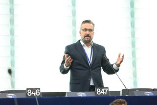 Koněv a Žukov se prý musí obracet v hrobě. Slovens...