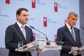 Výjezdní doložky jsou zpět? O cestách prezidenta Petra Pavla chce rozhodovat Macinka, premiér mlčí - Médium.cz